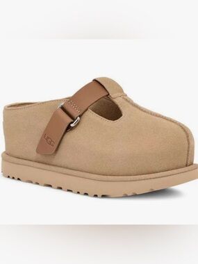 UGG Goldenstar Platform Hi - Clog Size 9